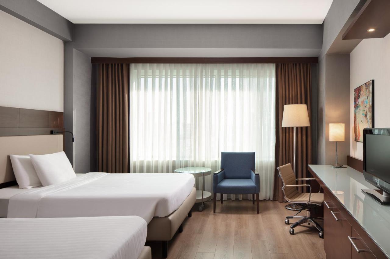 Delta Hotels By Marriott Istanbul West מראה חיצוני תמונה